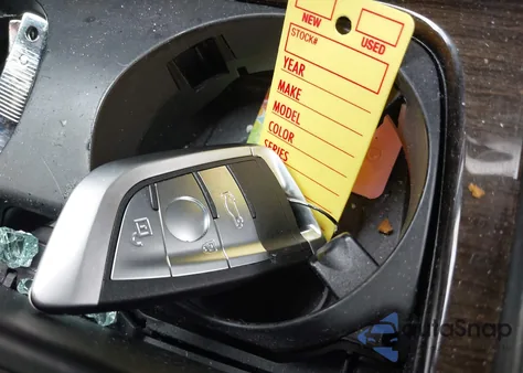 2011 BMW 750I xDrive из США, поврежденный, VIN WBAKC6C57BC394301